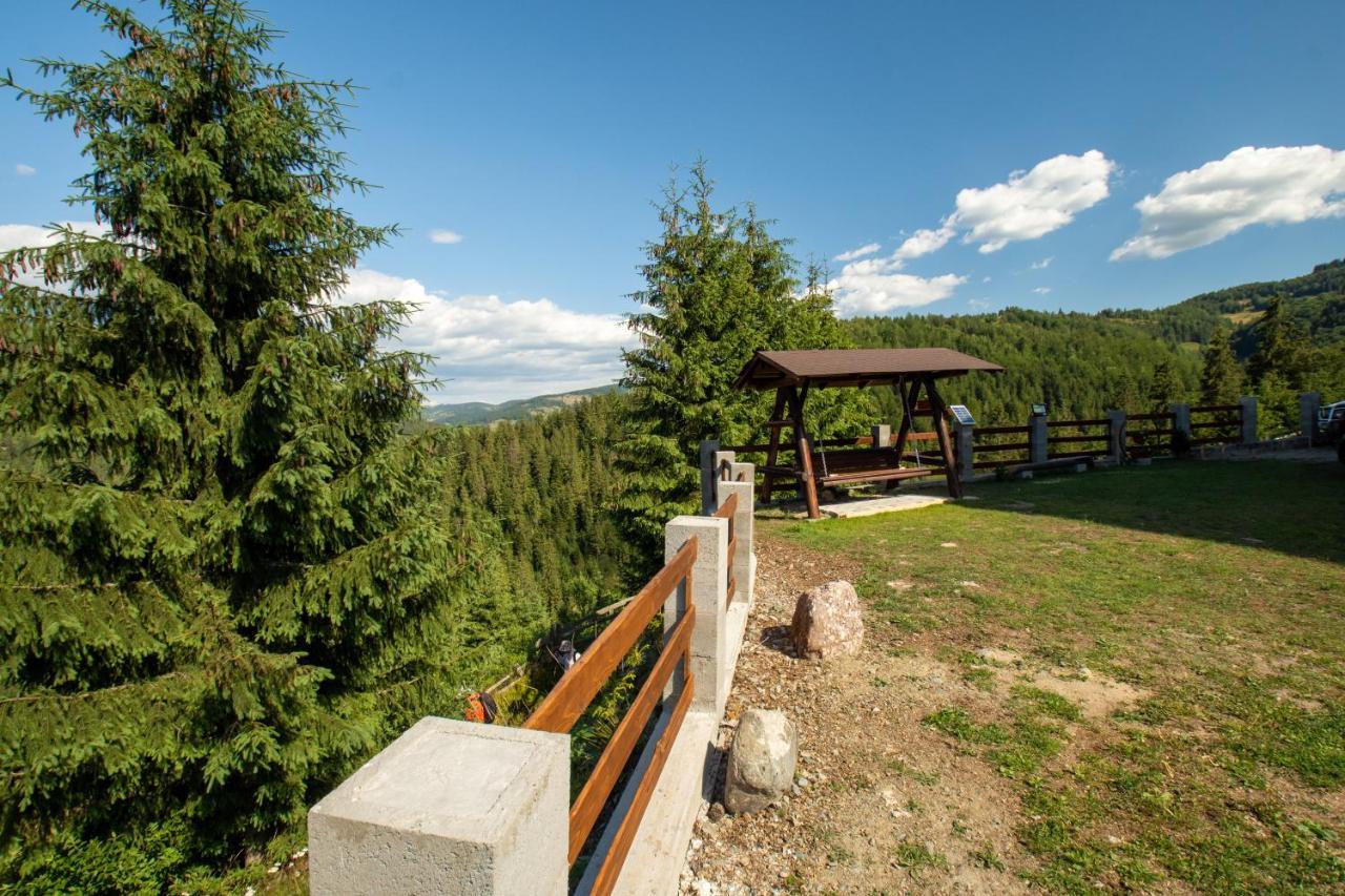 Denisa's Lodge Arieşeni Exteriör bild