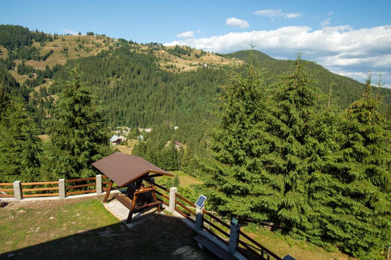 Denisa's Lodge Arieşeni Exteriör bild